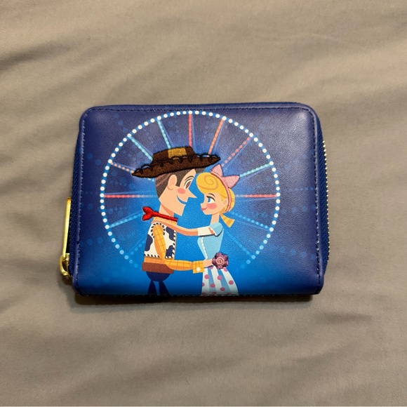 Loungefly Toy Story Wallet - Picture 3 of 3